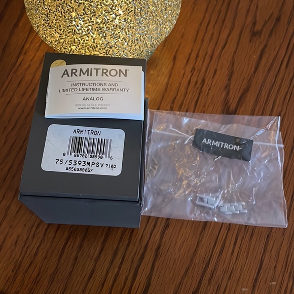 Armitron Swarovski Crystals/ Mother of Pearl Dial Analog Watch - Picture 3 of 9